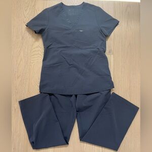 Figs Charcoal Gray Pride Scrub Set